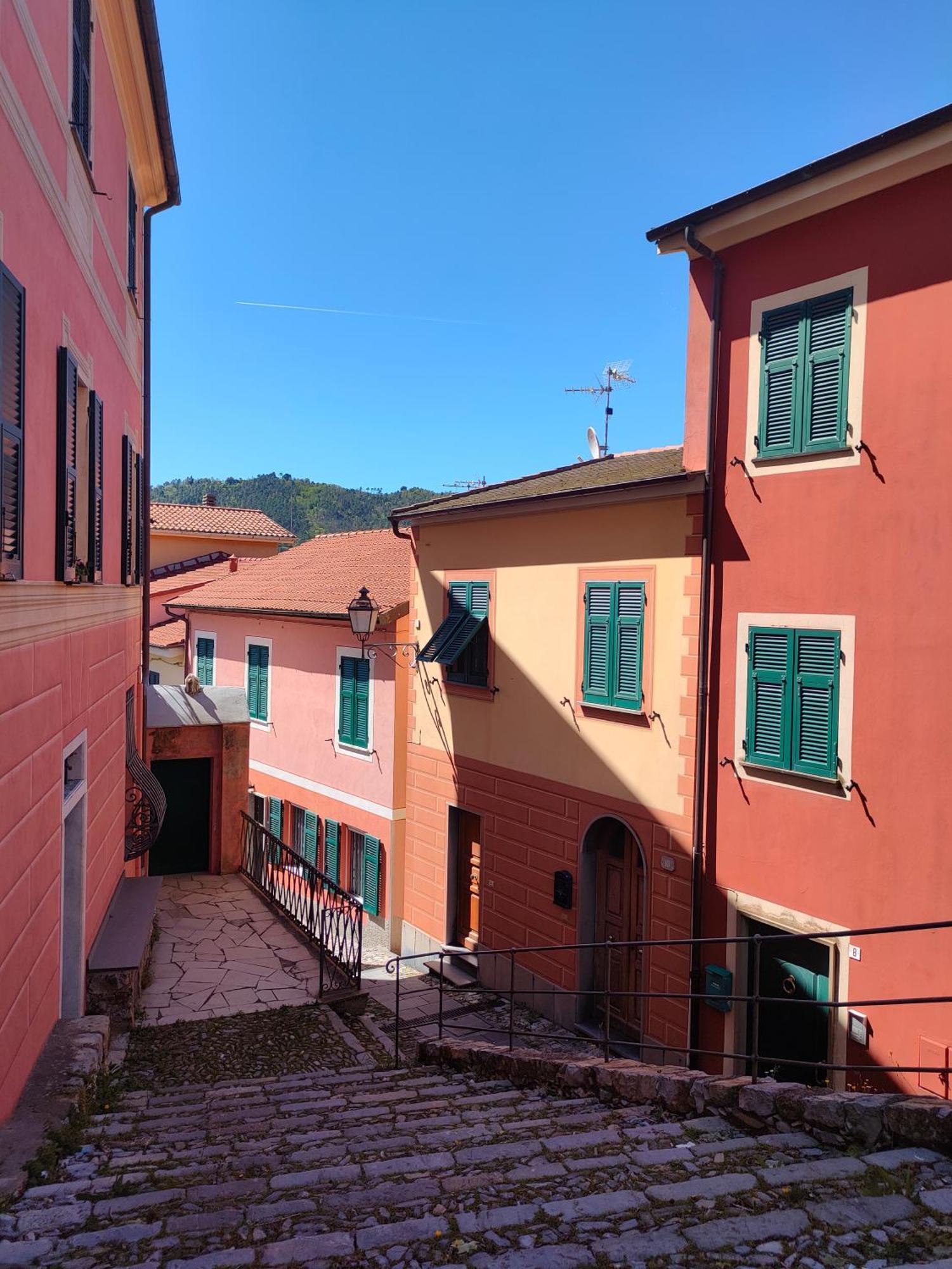 Camera Tra Le Cinque Terre, Camogli E Portofino. Vista Valle E Scorcio Mare All'Orizzonte Castiglione Chiavarese Exterior photo