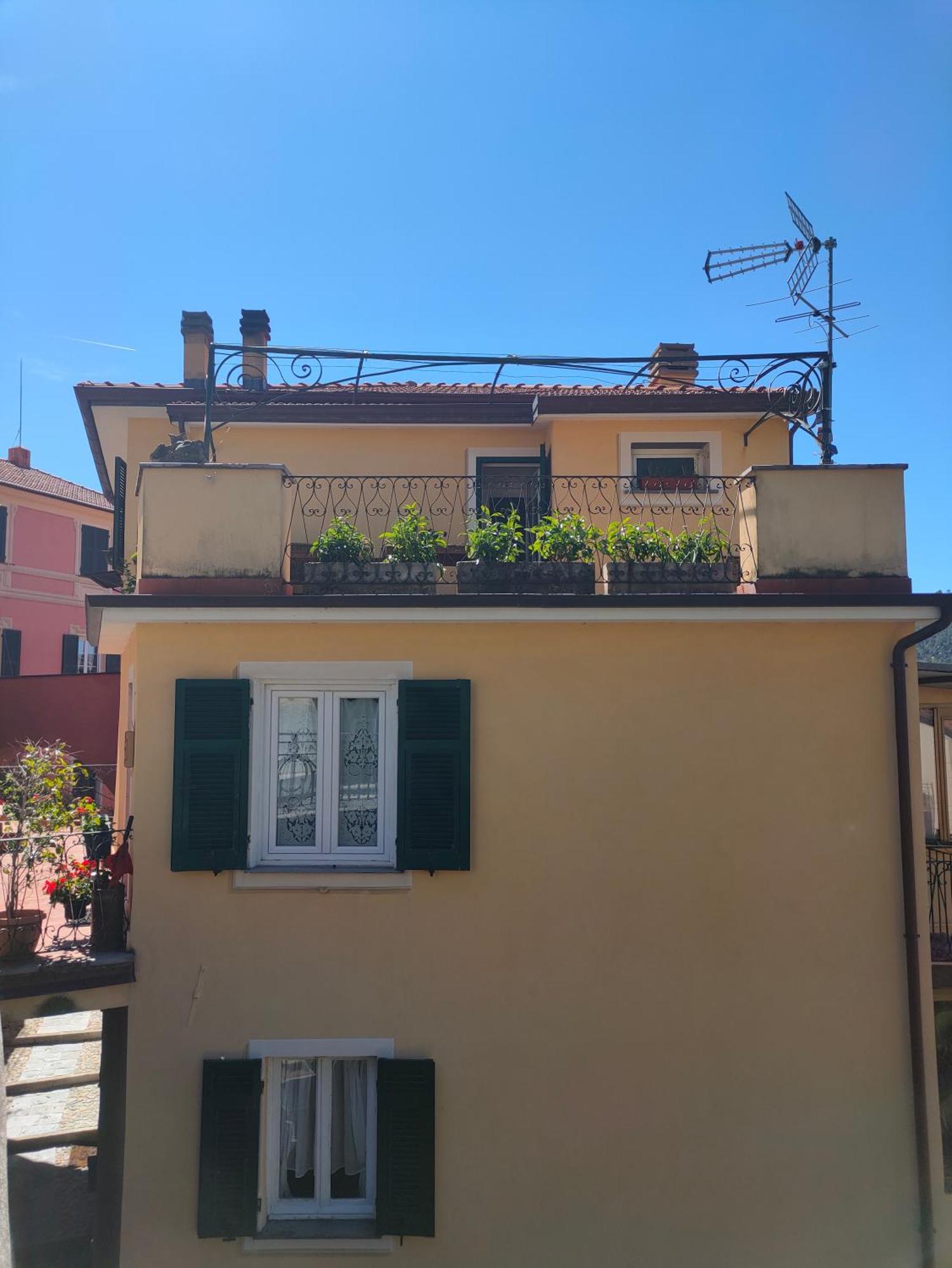 Camera Tra Le Cinque Terre, Camogli E Portofino. Vista Valle E Scorcio Mare All'Orizzonte Castiglione Chiavarese Exterior photo
